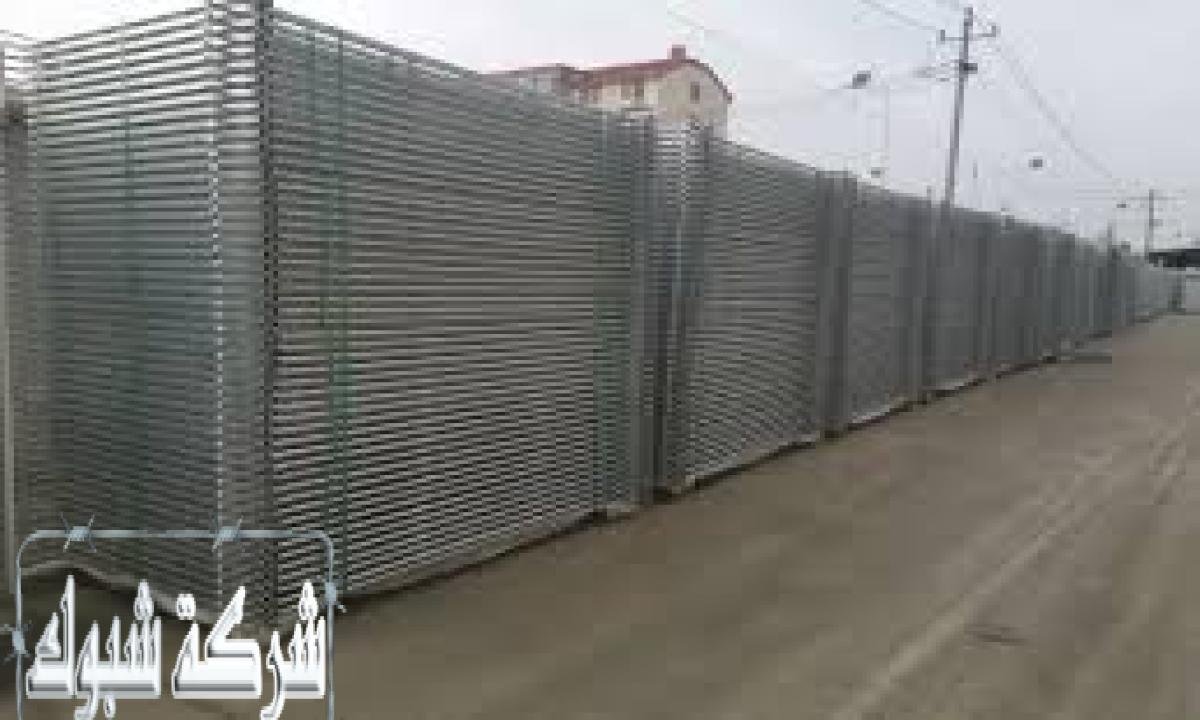 شبوك الأغنام تحافظ على سلامة الحيوانات داخل المراعي.