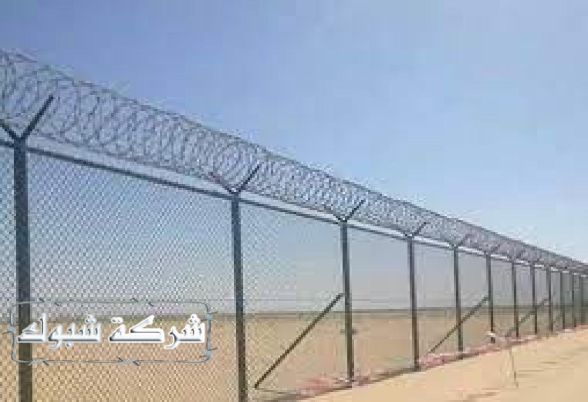 شبوك حديد مجلفن للمزارع – حماية وأمان بأفضل الخامات