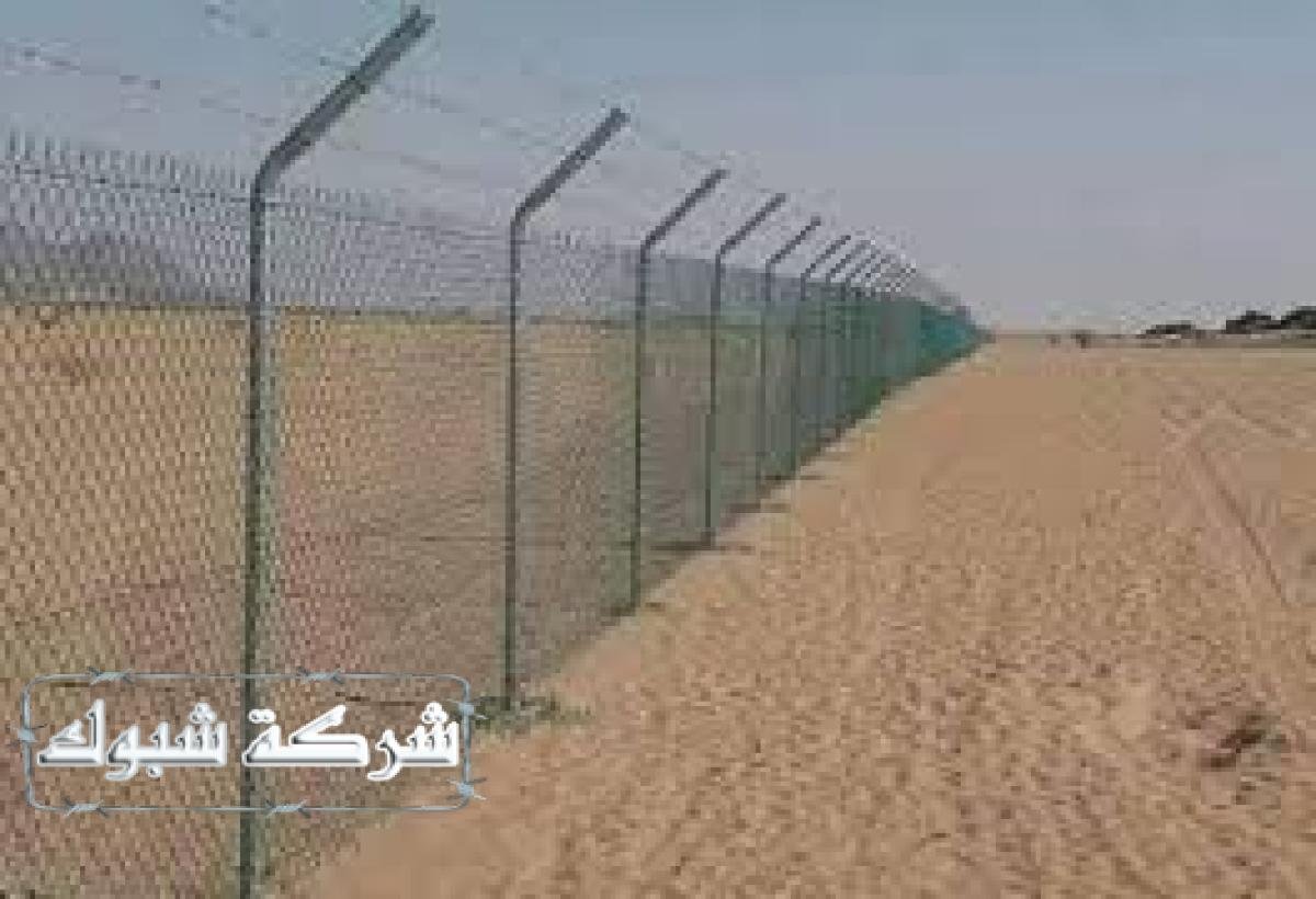 شبوك زراعية مصممة لتوفير حماية فعالة ضد الحيوانات البرية والتعديات.