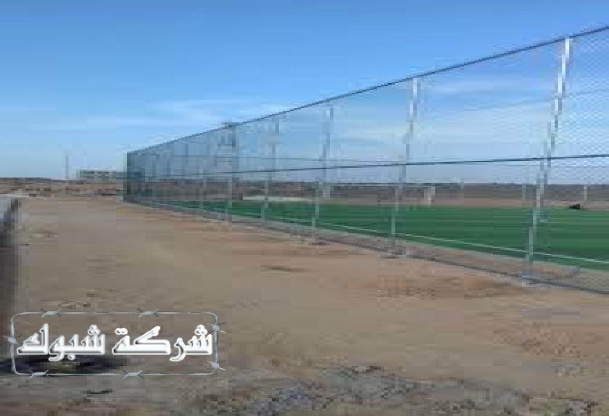 شبوك عالية الجودة تحافظ على سلامة المحاصيل وتمنع دخول الحيوانات.