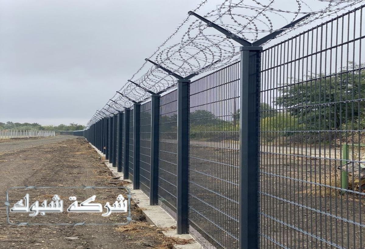شبوك مقاومة للعوامل الجوية وتدوم طويلًا مع الحفاظ على كفاءتها.